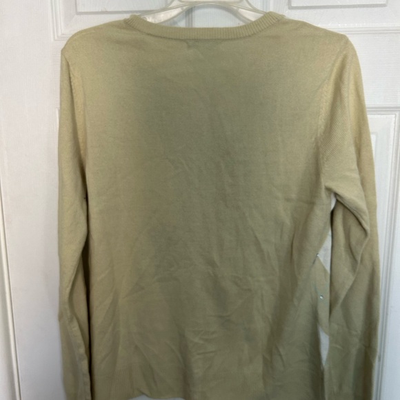 Beautiful cardigan from New York and Company size large - Picture 5 of 7